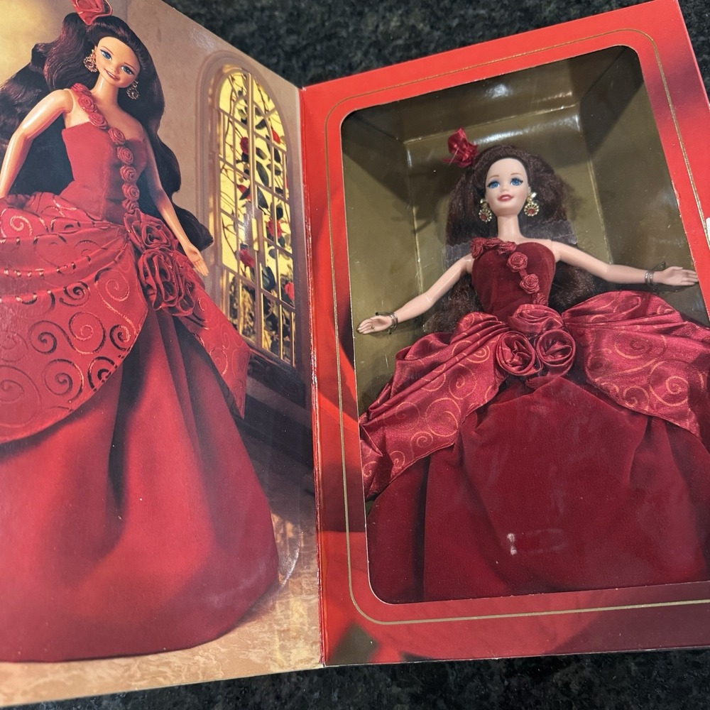 NIB Barbie 1996 Radiant Rose Limited Edition Second In A Series Doll !